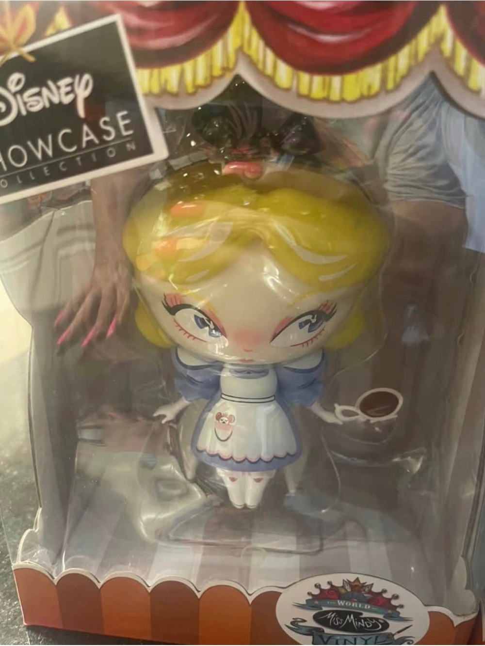 Disney Miss Mindy Alice in Wonderland Vinyl Figure new in box